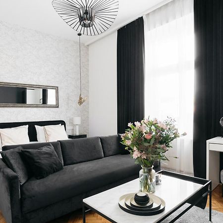 Crystal House II - Loftaffair Collection Apartment Красков Екстериор снимка