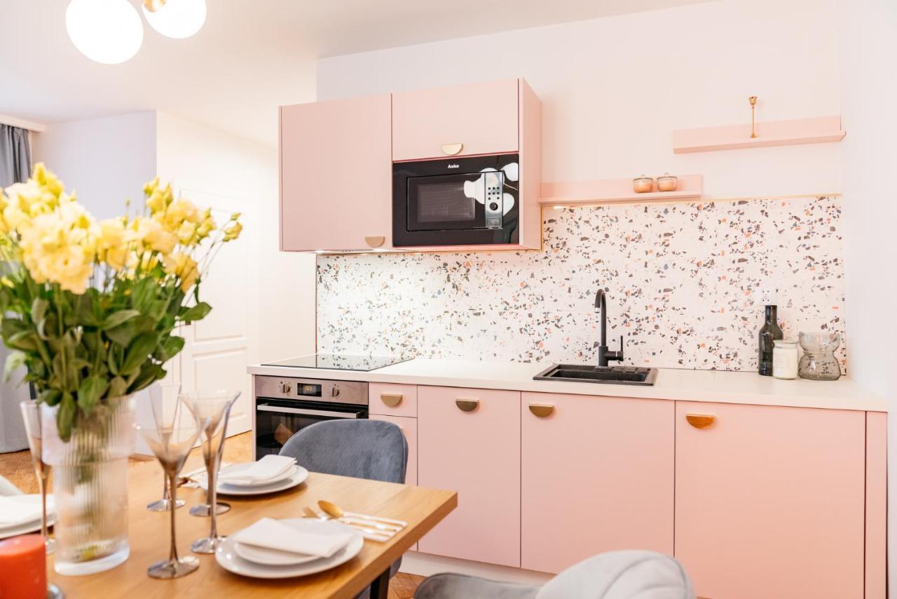 Crystal House II - Loftaffair Collection Apartment Красков Екстериор снимка