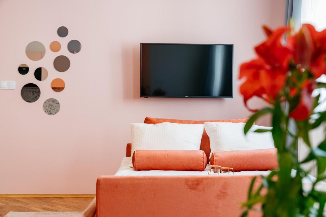 Crystal House II - Loftaffair Collection Apartment Красков Екстериор снимка